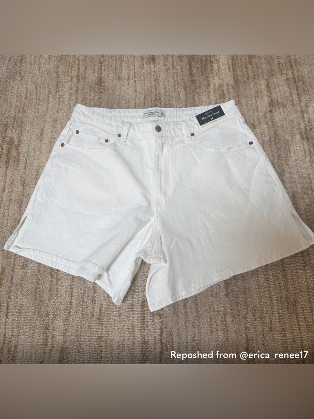 Abercrombie Curve Love White Dad Short